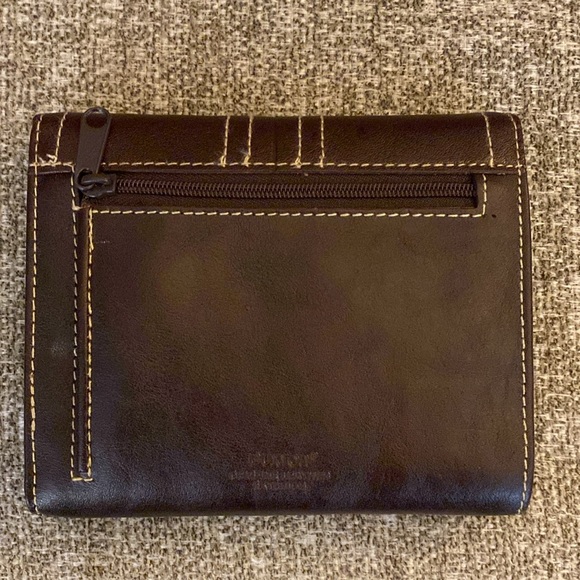 NWOT Buxton Brown Leather Wallet - Picture 2 of 8
